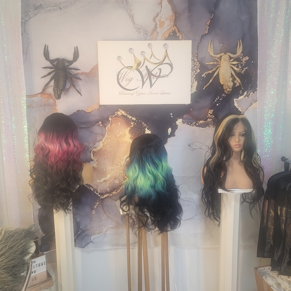 24" electric blast green and yellow lace front - Picture 4 of 8